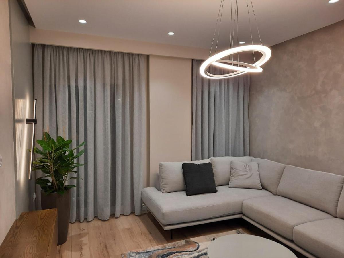Lois Apartment Tirana